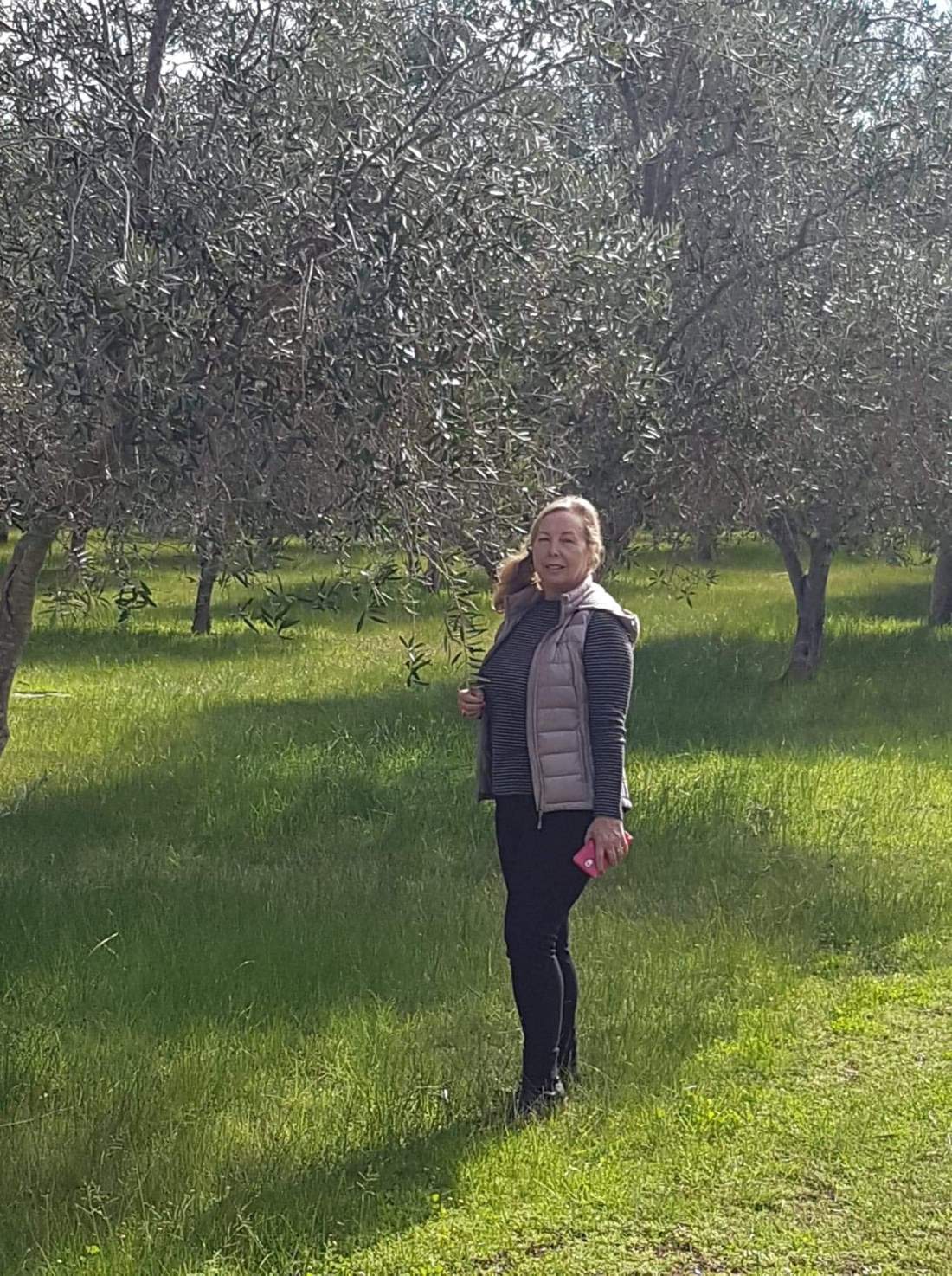 photo carol olive grove